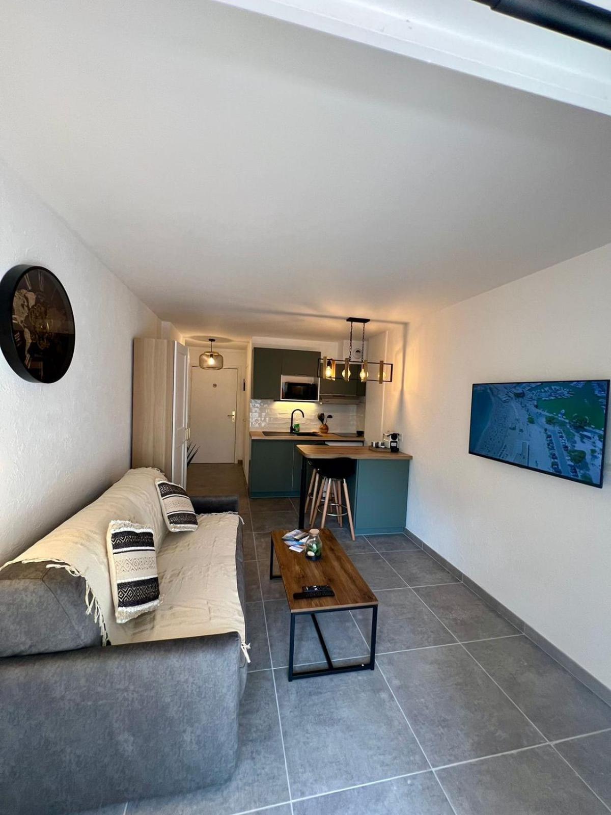 Studio Climatise, Cosy Et Calme Au Centre Ville 昂蒂布 外观 照片