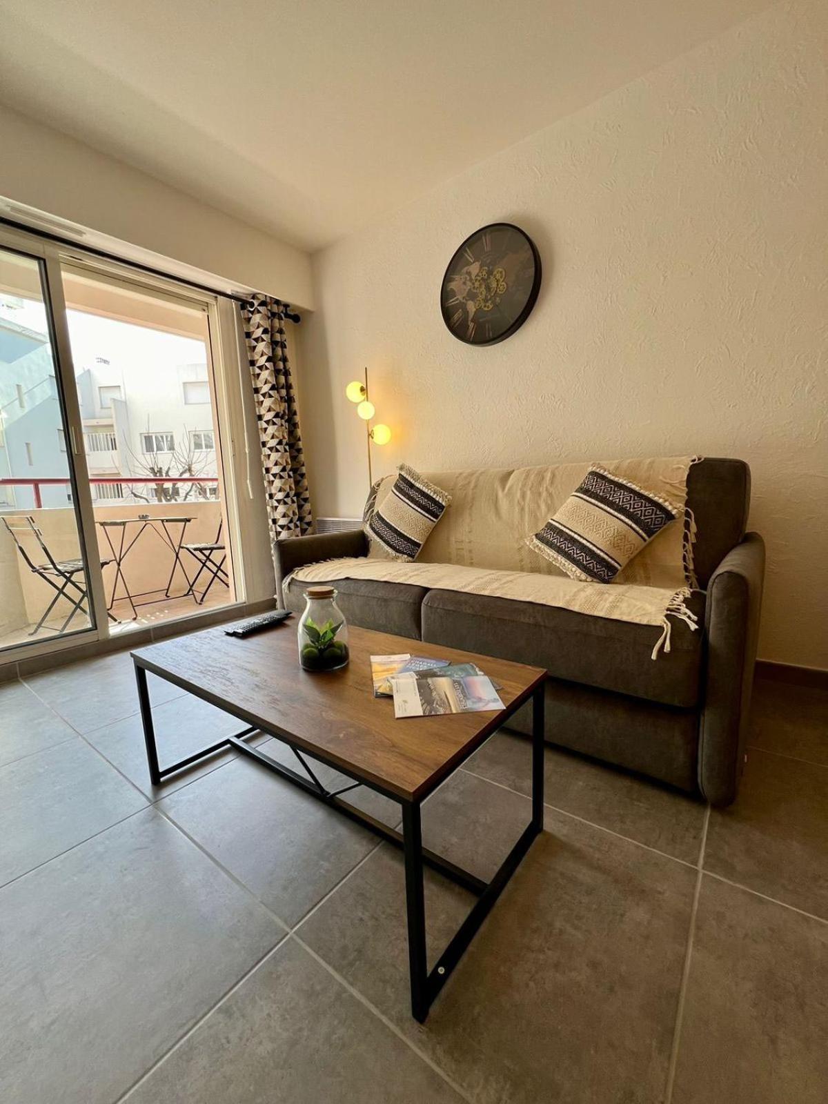Studio Climatise, Cosy Et Calme Au Centre Ville 昂蒂布 外观 照片
